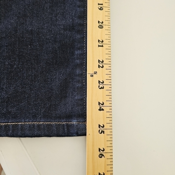 St. John's Bay Mid Rise Straight Jean Size 6P Short - Picture 4 of 13